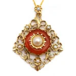 Mondäner Vintage Anhänger mit Karneol