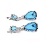 Weissgoldene Blautopas Ohrhänger mit Diamanten