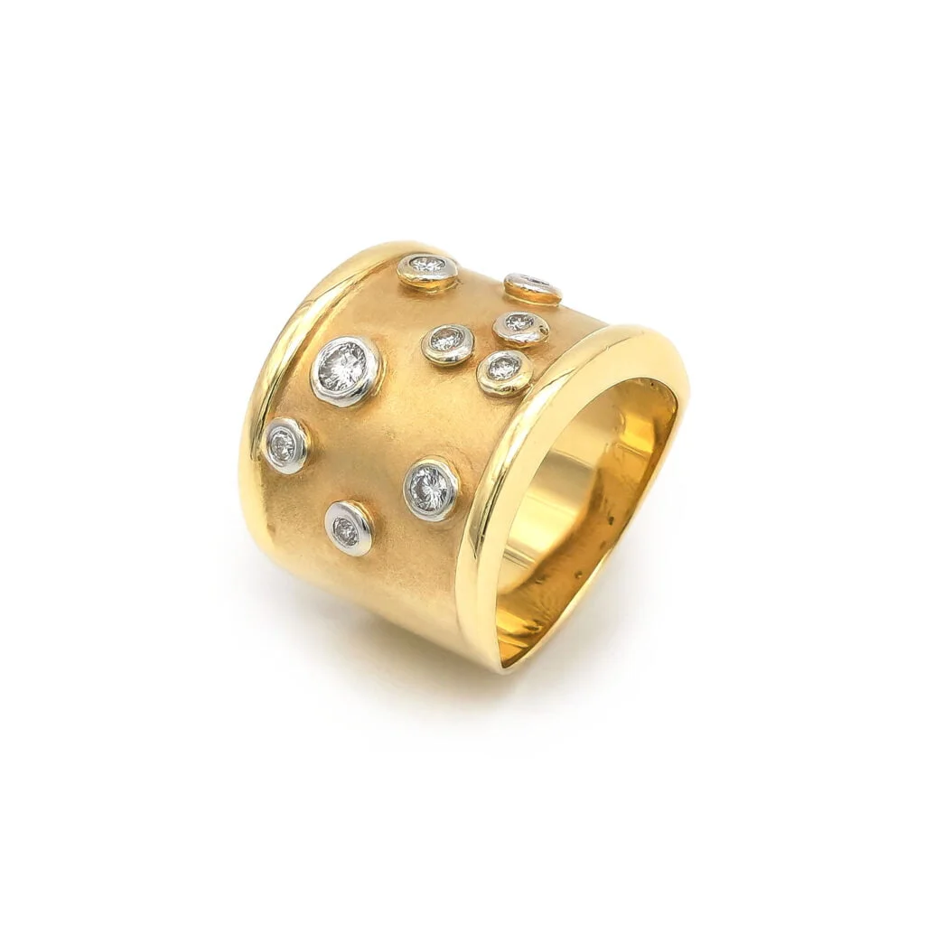 Breiter Bandring mit Diamanten 585er Gelbgold