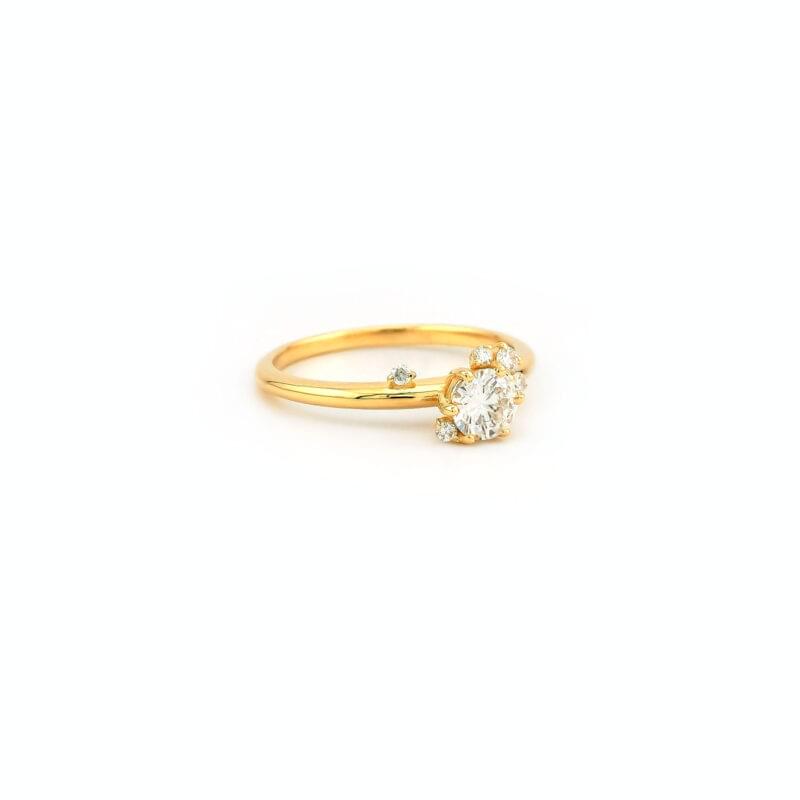 Romantischer Diamantring 0,75 Karat Gelbgold HRD 3 Romantischer Diamantring 0,75 Karat Gelbgold HRD
