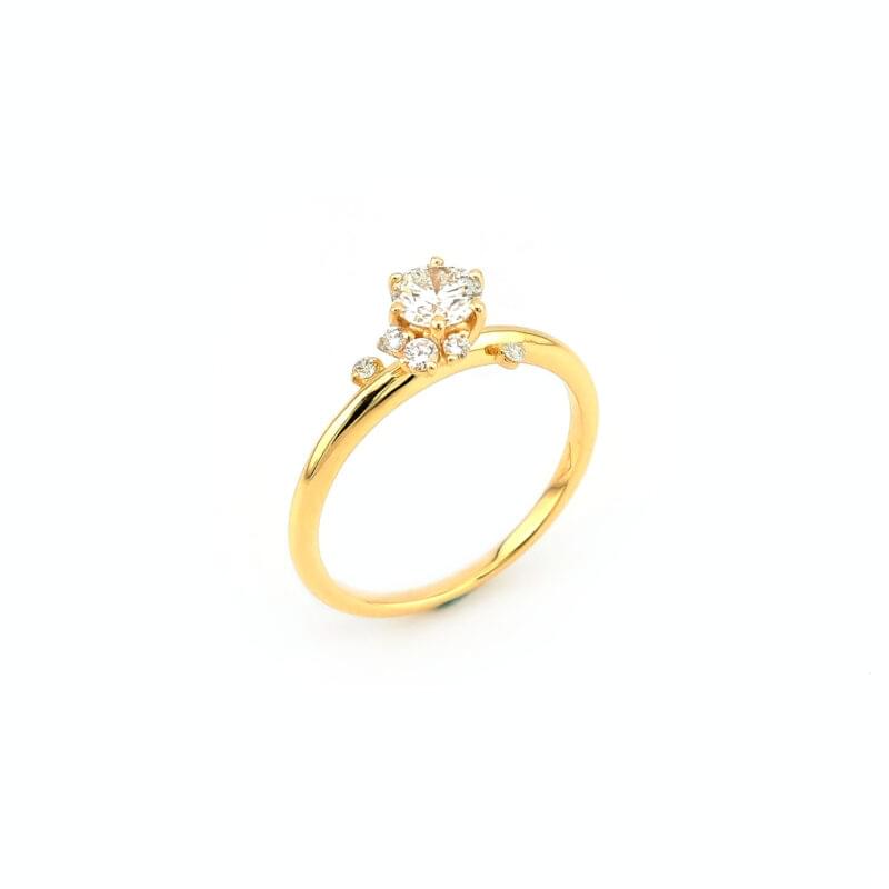 Romantischer Diamantring 0,75 Karat Gelbgold HRD 1 Romantischer Diamantring 0,75 Karat Gelbgold HRD