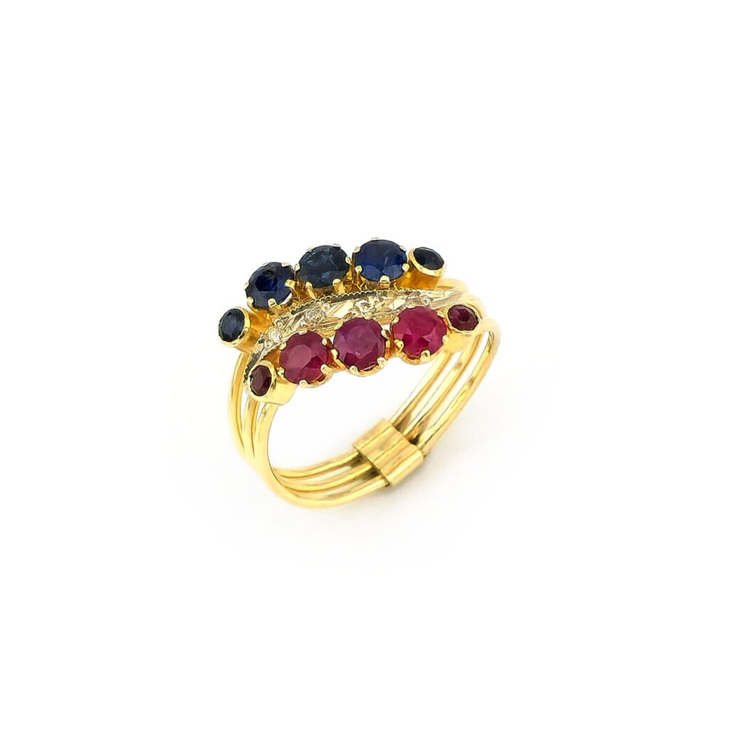 Art Deco Tricolor Ring mit Saphire, Rubin, Diamant