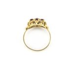 Cluster Rubinring aus 585er Gelbgold