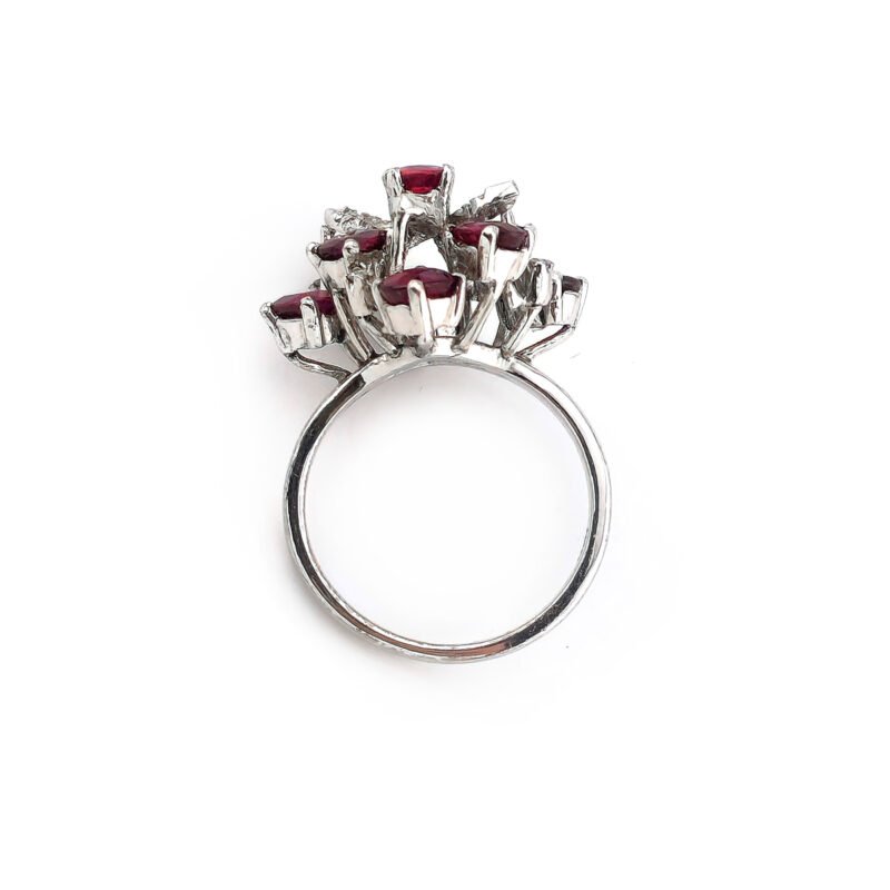 Rubin Cluster-Ring mit Diamanten 750er Weissgold 5 Rubin Cluster-Ring mit Diamanten 750er Weissgold