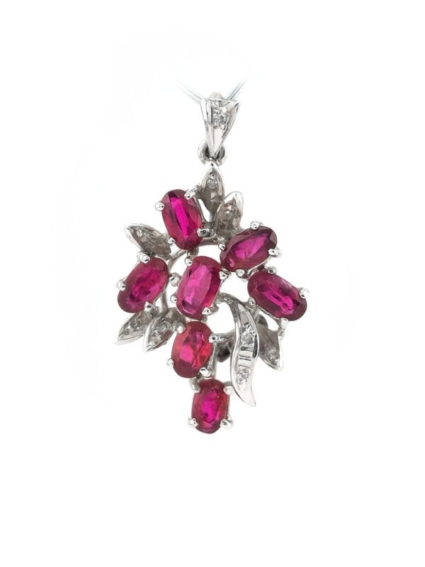 Rubin Anhänger mit Diamanten 750er Weissgold