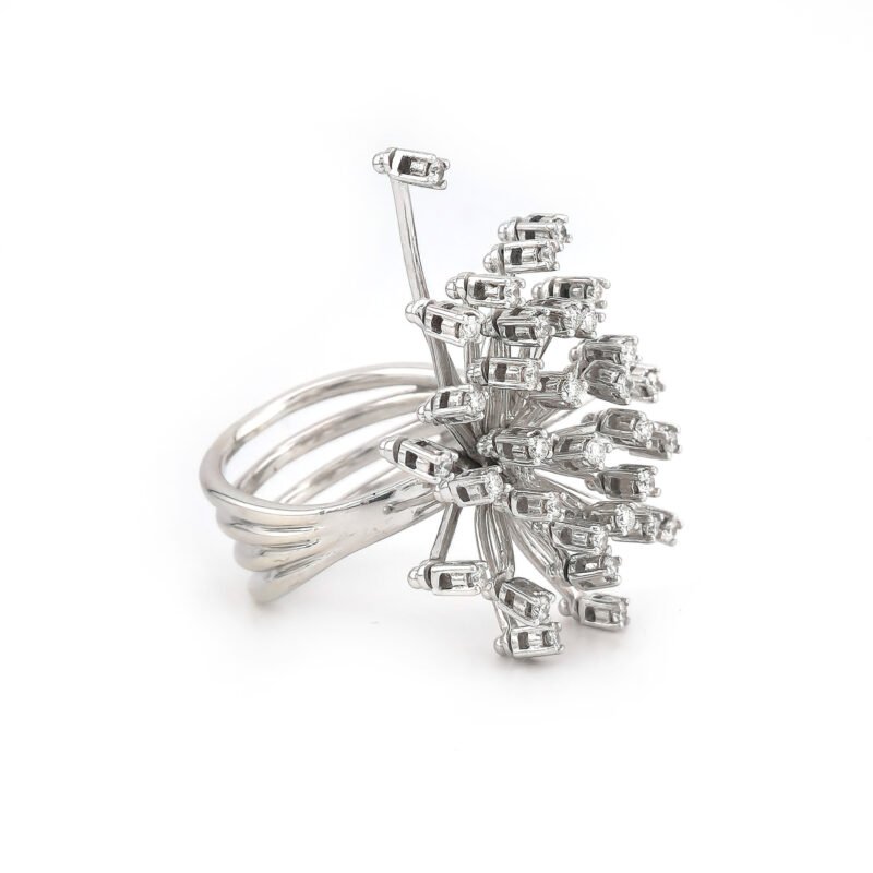 Sternhimmel Cocktailring aus 750er WG mit Diamanten 3 Sternhimmel Cocktailring aus 750er WG mit Diamanten