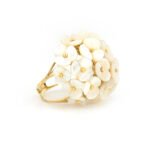 Perlmutt Blüten Ring aus 585er Gelbgold