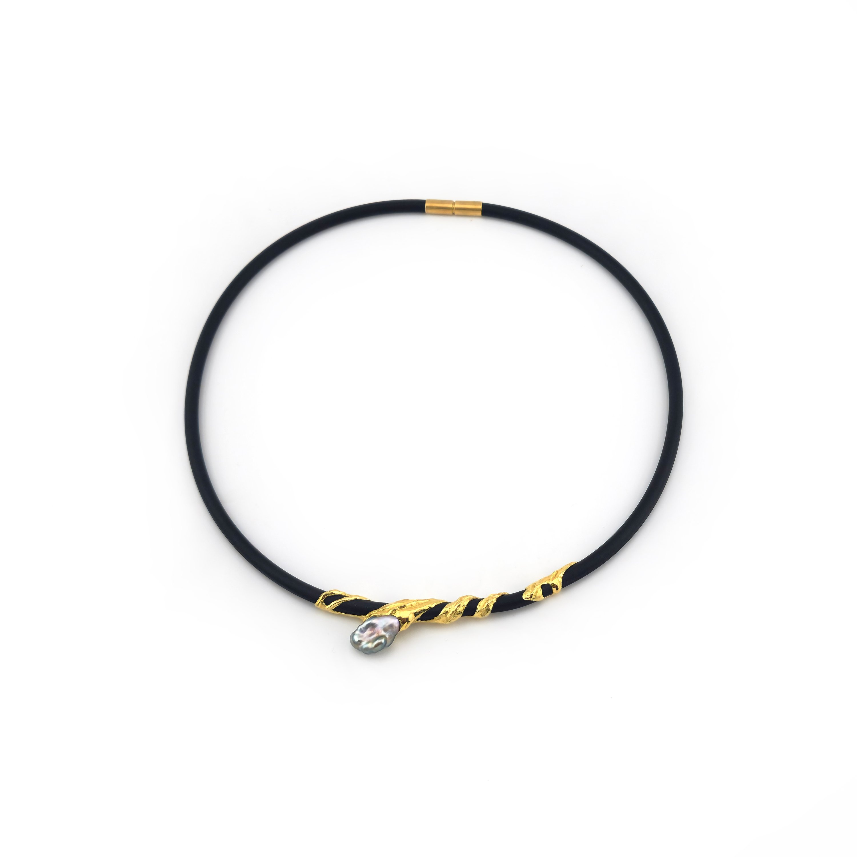 Tahiti-Keshi-Perle Collier 750er Gold auf Kautschuk (2)