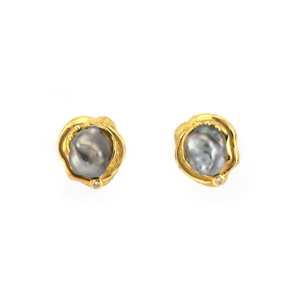 Tahiti-Keshi-Perle Ohrringe mit Dia. 750er Gold