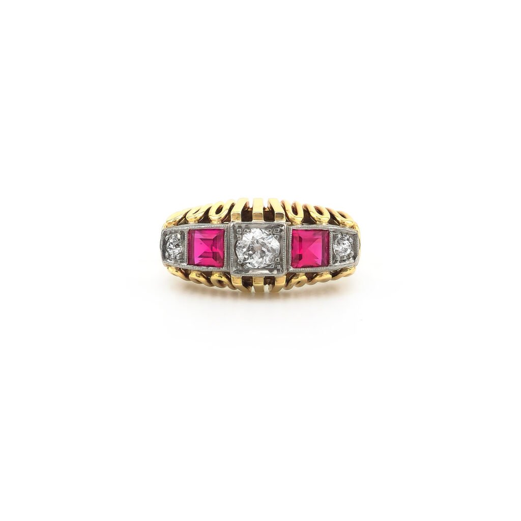 Art Deco Diamantring mit Rubin aus Gold und Platin (5)