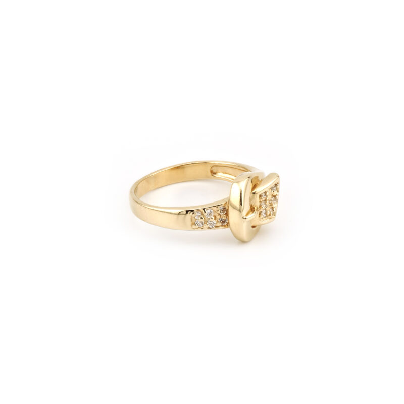 585er Ring im Gürtelschnalle Design