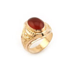 Herrenring mit Karneol Cabochon 750er Gold