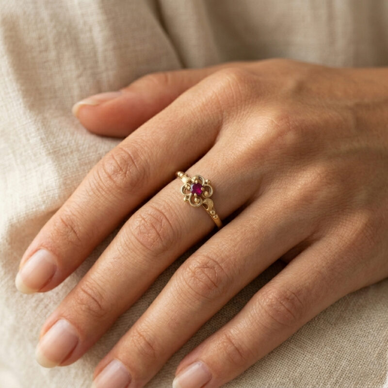 Rubin Kleeblatt Ring 585er Gold um 1970