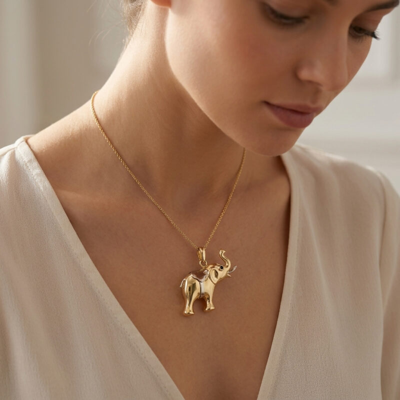 Elefant Anhänger 585er Gold mit Saphir Augen