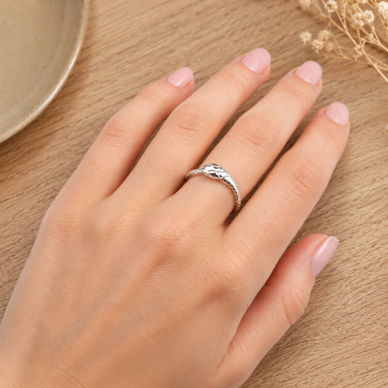 Schlangenring mit Rubin Augen 585er Gold