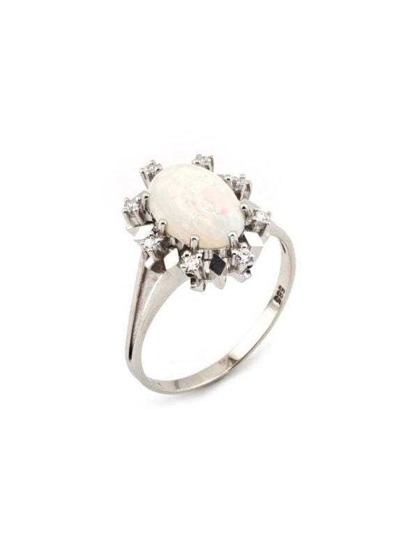 Edelopal Cabochon Diamantring 585er Gold