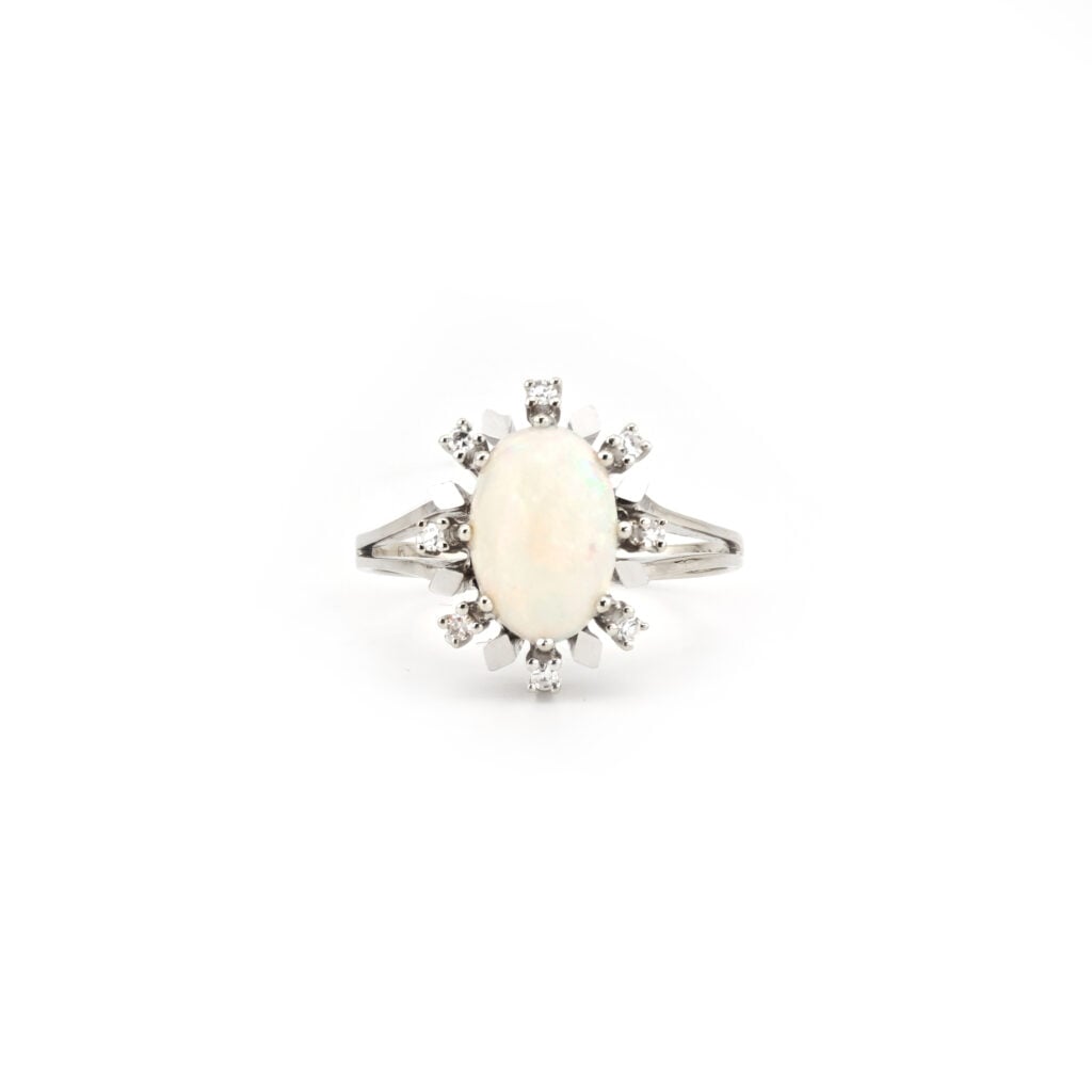 Edelopal Cabochon Diamantring 585er Gold (5)