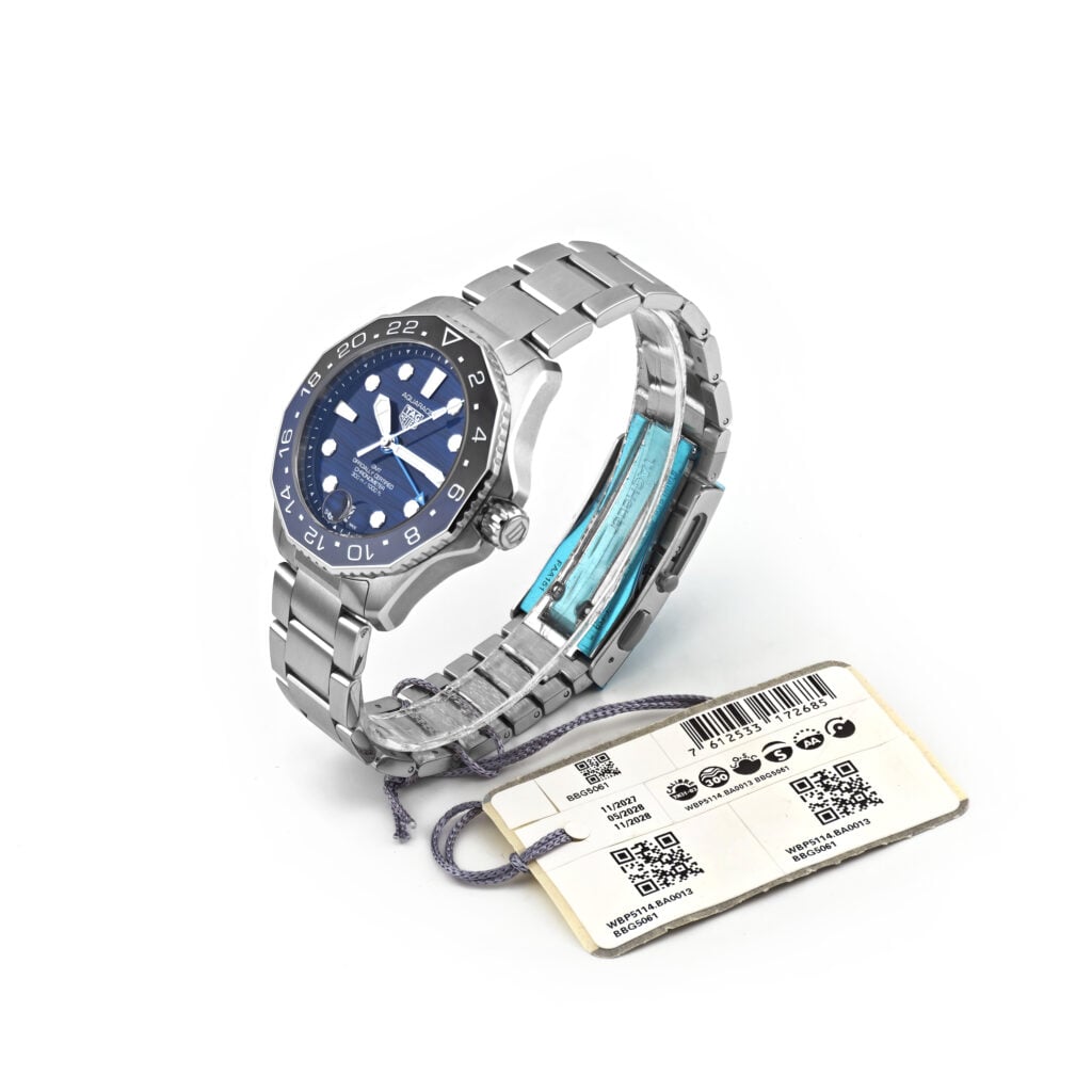 TAG Heuer Aquaracer Blau Professional 300 GMT (5)