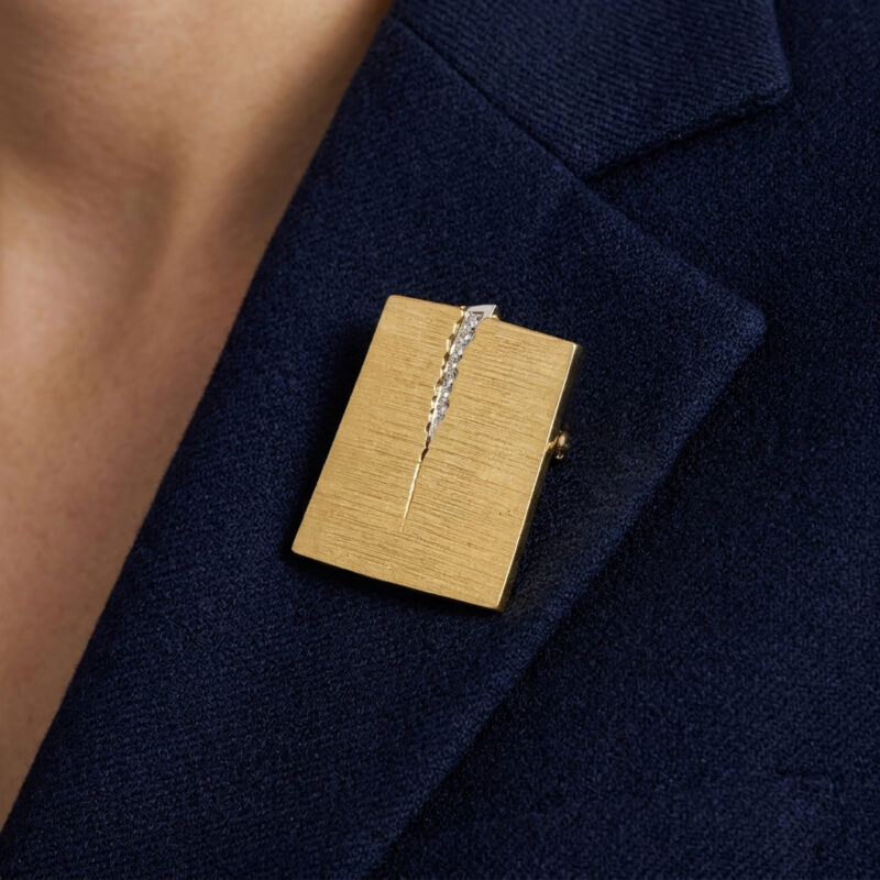 Designer Anhänger / Brosche Gold mit Diamant