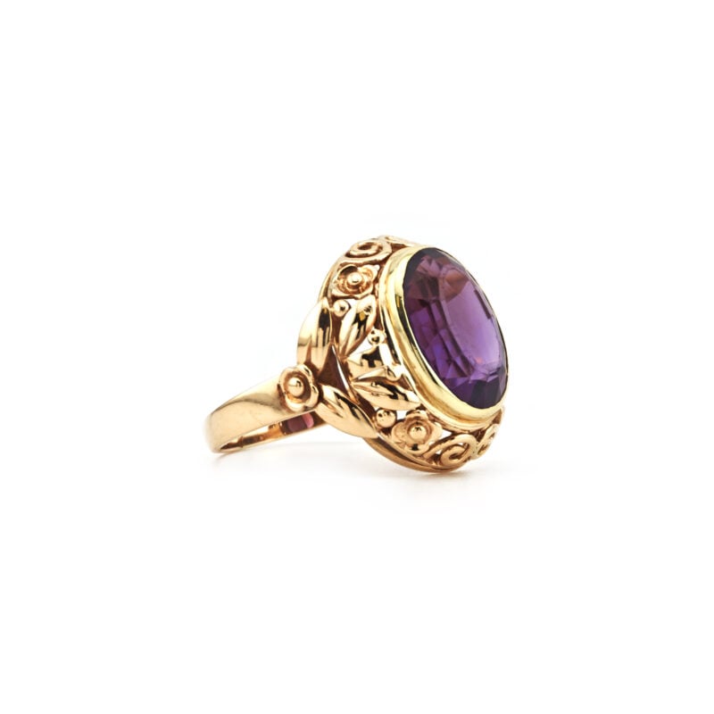 Vintage Amethyst Ring floral  in 585er Gold